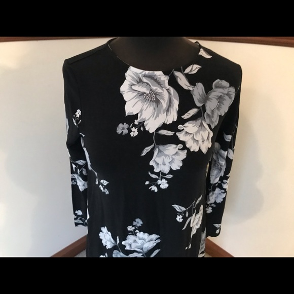 Old Navy floral tunic - Picture 2 of 5